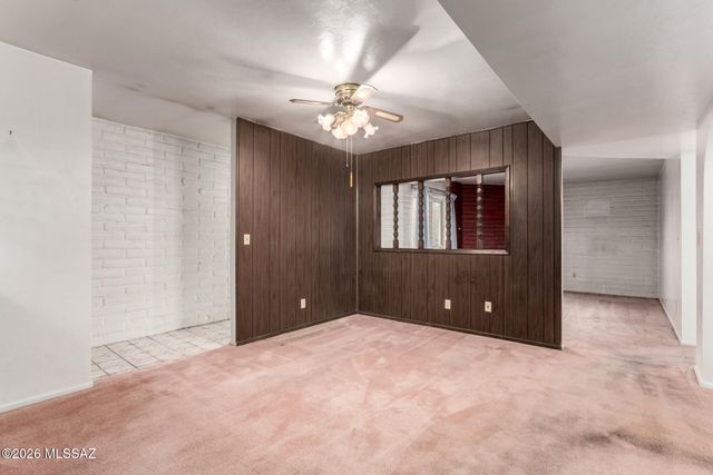 1952 W Brichta Drive, Tucson, AZ 85745