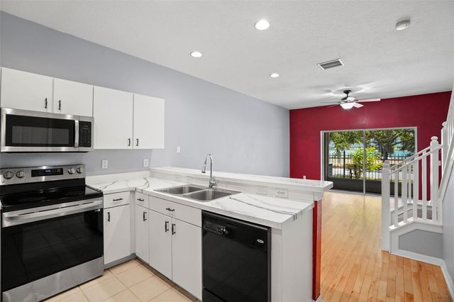 13137 KINGS CROSSING DRIVE, Gibsonton, FL 33534