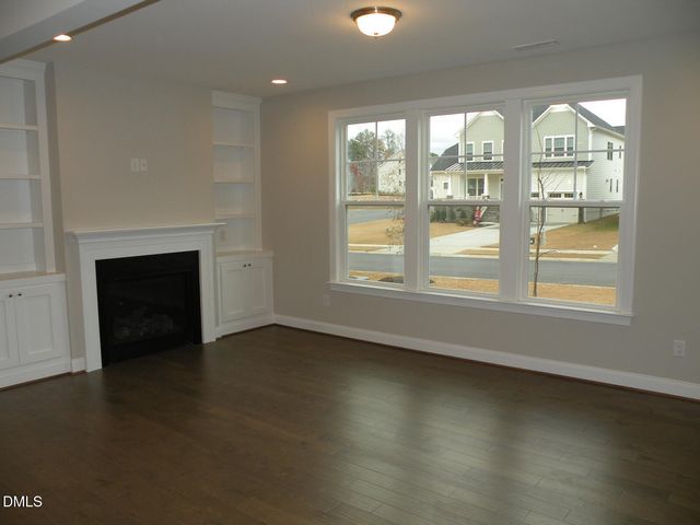 132 Tree Hill Lane, Holly Springs, NC 27540