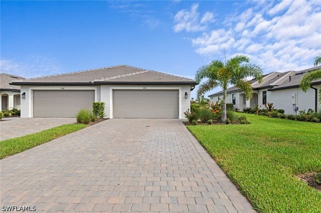 19512 Hinkley DR, Estero, FL 33928