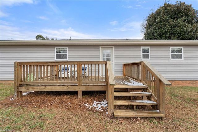 7380 Plunkett Road, Belews Creek, NC 27009