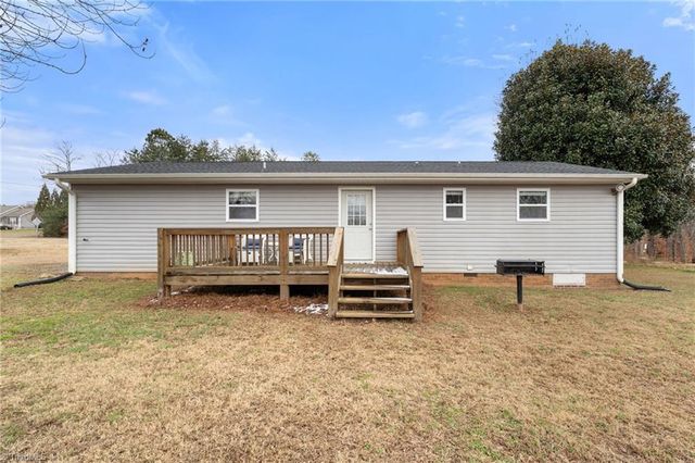 7380 Plunkett Road, Belews Creek, NC 27009