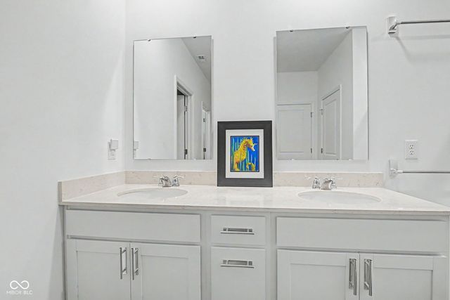 2280 Pine Valley Drive, Plainfield, IN 46168