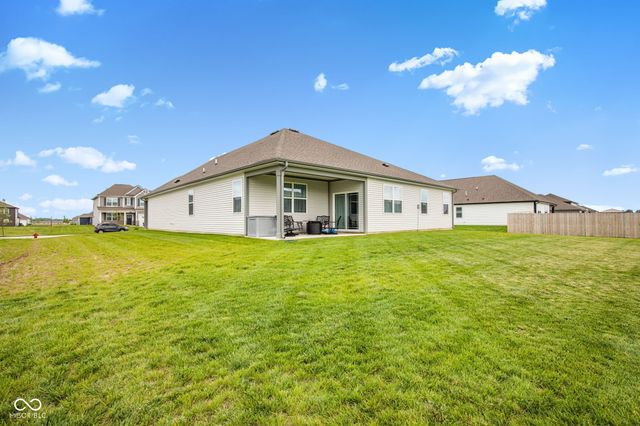 2280 Pine Valley Drive, Plainfield, IN 46168