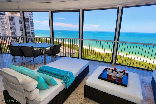 8665 Bay Colony DR 901, Naples, FL 34108