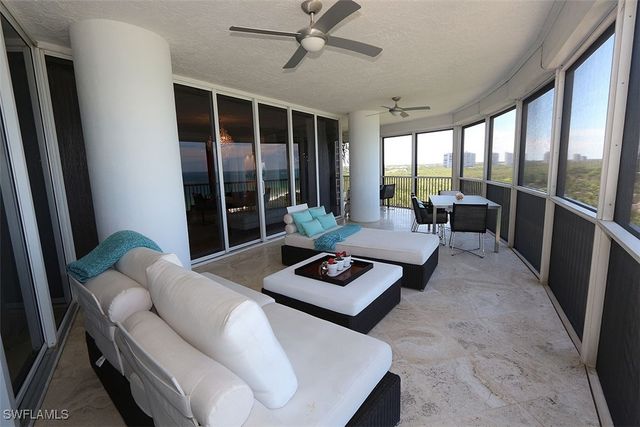 8665 Bay Colony DR 901, Naples, FL 34108