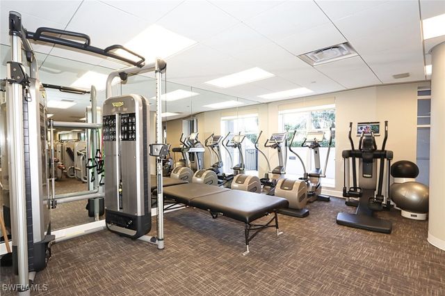 8665 Bay Colony DR 901, Naples, FL 34108