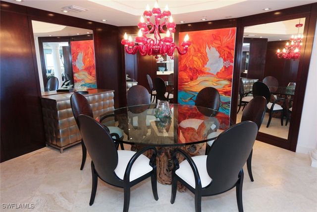 8665 Bay Colony DR 901, Naples, FL 34108