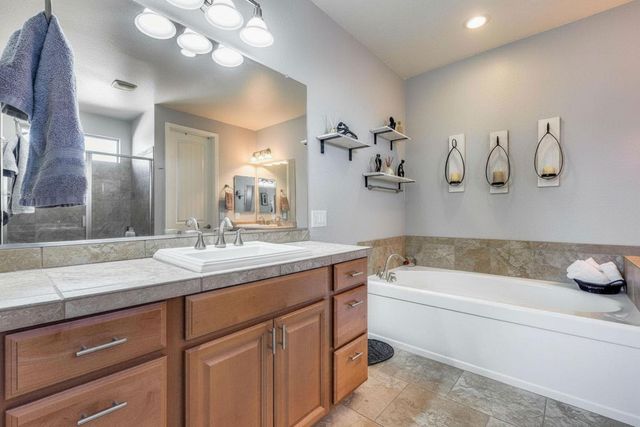 5826 W Plum Road, Phoenix, AZ 85083