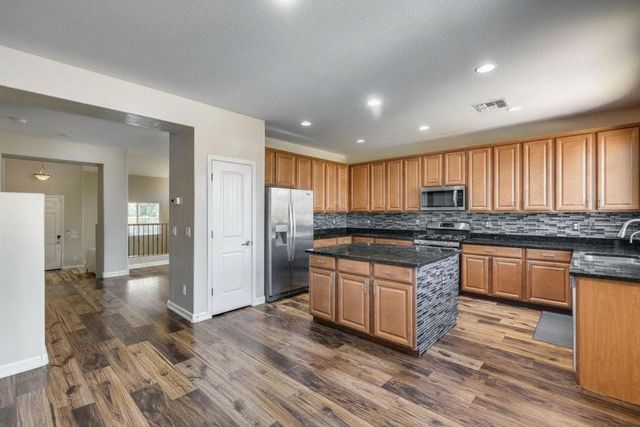 5826 W Plum Road, Phoenix, AZ 85083