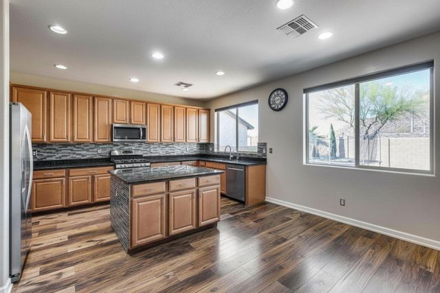 5826 W Plum Road, Phoenix, AZ 85083