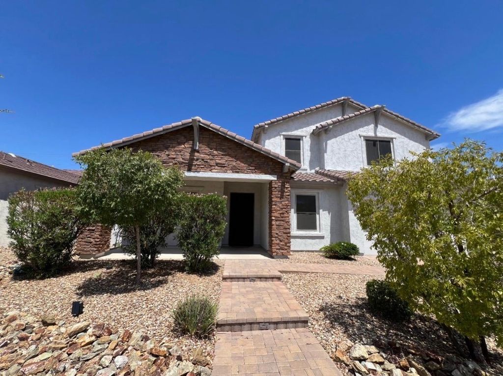 5826 W Plum Road, Phoenix, AZ 85083