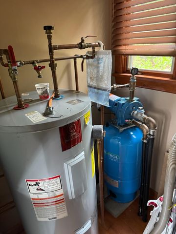 241 Skatutakee Road, Harrisville, NH 03450