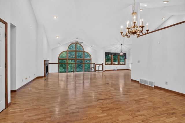 3508 12th Street Court, Moline, IL 61265