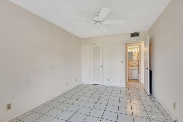 332 Sheffield N, West Palm Beach, FL 33417