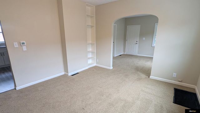 5917 Havelock Avenue, Lincoln, NE 68507