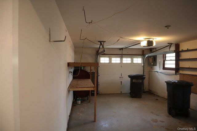 1432 E Mombasha Road, Monroe, NY 10950