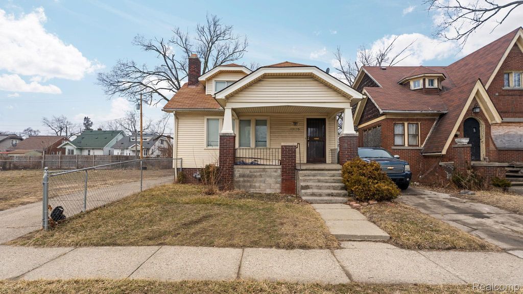 13175 Monte Vista Street, Detroit, MI 48238