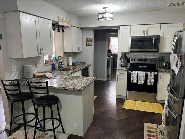 605 CHEROKEE CIRCLE, Avon Park, FL 33825