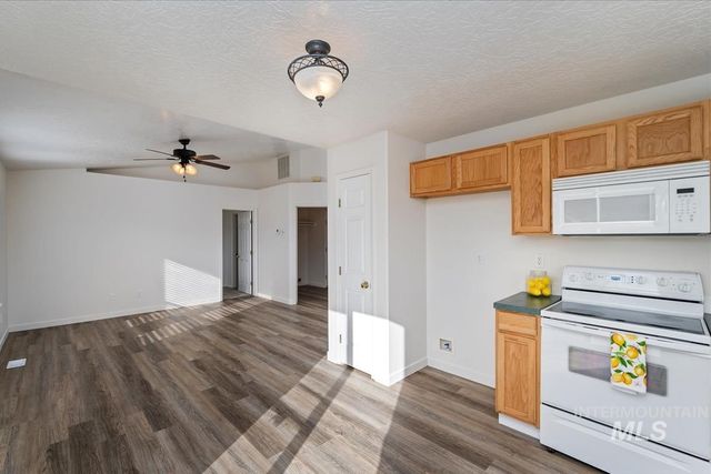 843 N Pasture Ave., Kuna, ID 83634