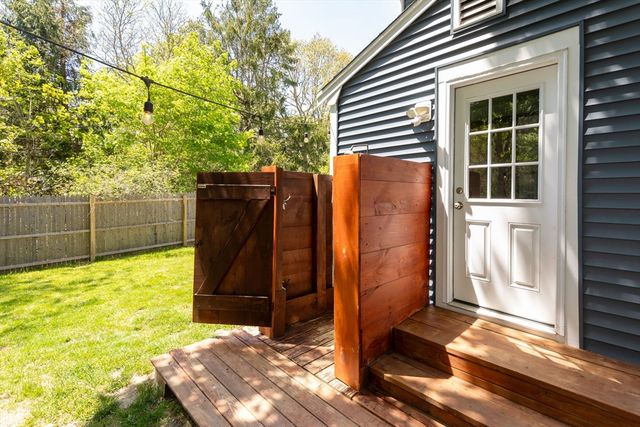1020 Old Falmouth Road, Barnstable, MA 02648