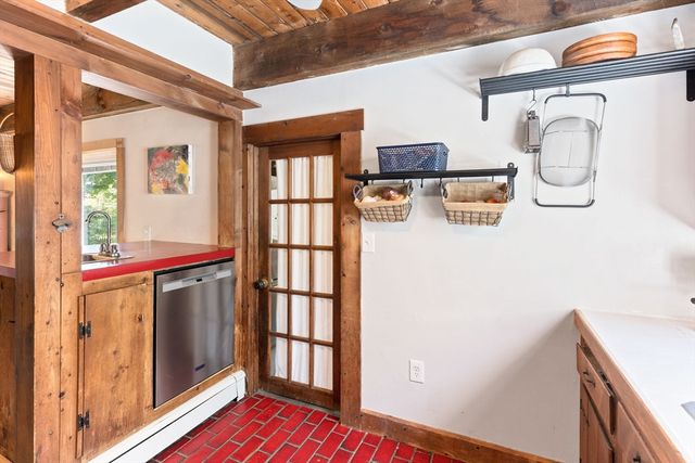 1020 Old Falmouth Road, Barnstable, MA 02648