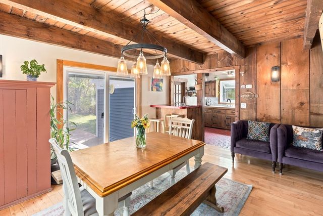 1020 Old Falmouth Road, Barnstable, MA 02648