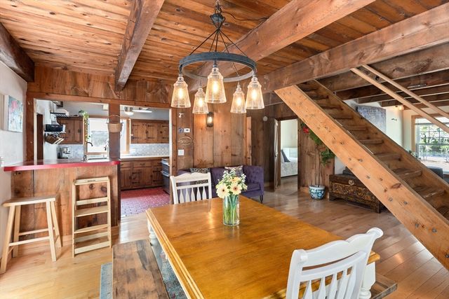 1020 Old Falmouth Road, Barnstable, MA 02648