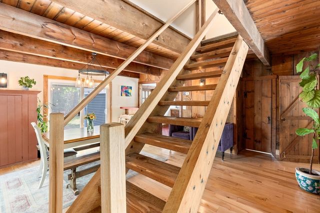 1020 Old Falmouth Road, Barnstable, MA 02648