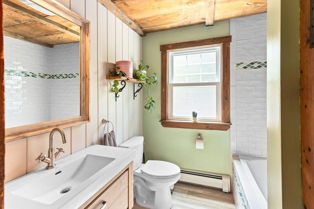 1020 Old Falmouth Road, Barnstable, MA 02648