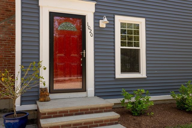 1020 Old Falmouth Road, Barnstable, MA 02648