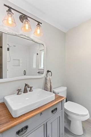 1020 Old Falmouth Road, Barnstable, MA 02648