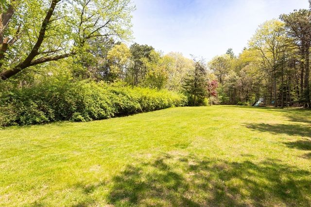 1020 Old Falmouth Road, Barnstable, MA 02648