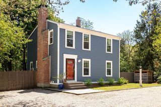 1020 Old Falmouth Road, Barnstable, MA 02648