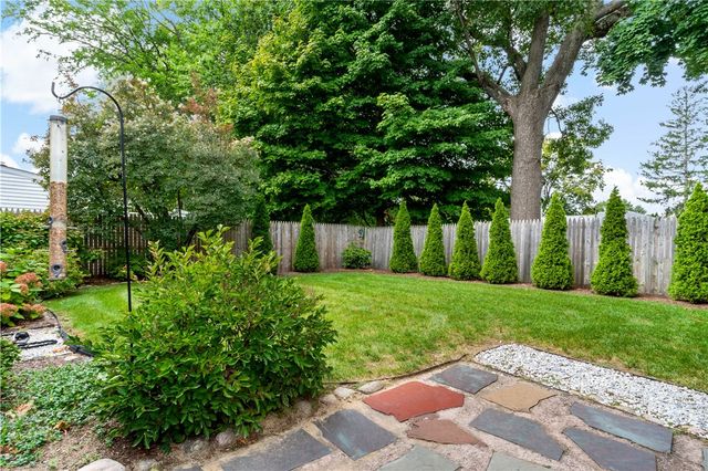 11 Pine Crest Drive, East Providence, RI 02915