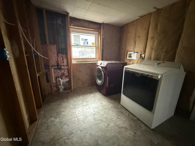 150 Stonington Hill Road, Voorheesville, NY 12186