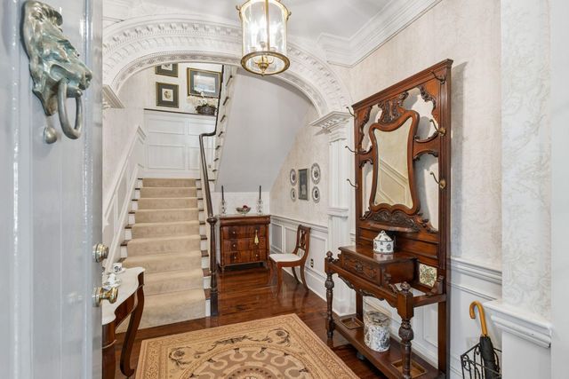 3 Lamboll Street, Charleston, SC 29401