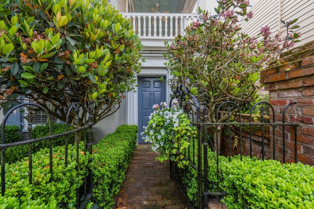 3 Lamboll Street, Charleston, SC 29401