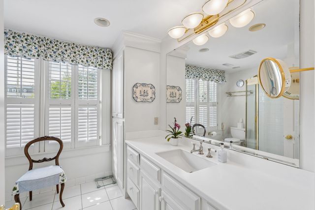 3 Lamboll Street, Charleston, SC 29401
