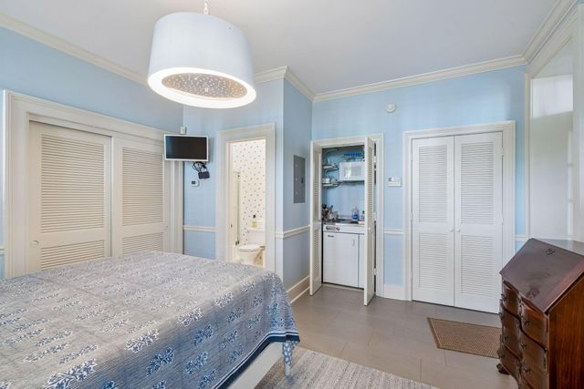3 Lamboll Street, Charleston, SC 29401