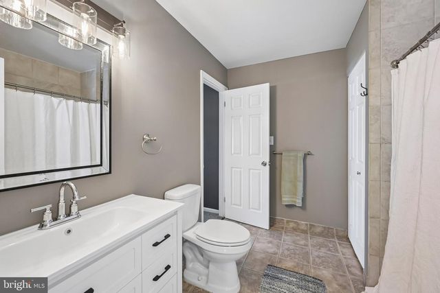 197 BRADFORD LN, Lansdale, PA 19446