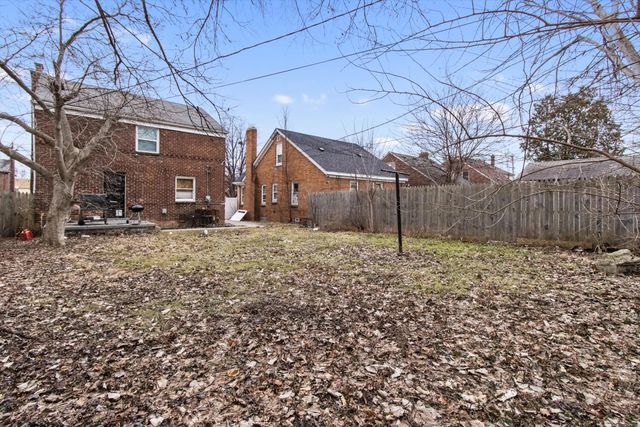 15276 Young Street, Detroit, MI 48205