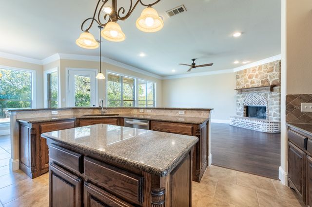 3278 Hillview Drive, Royse City, TX 75189