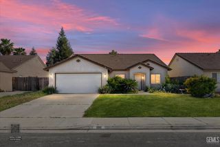11811 Mantova Avenue, Bakersfield, CA 93312