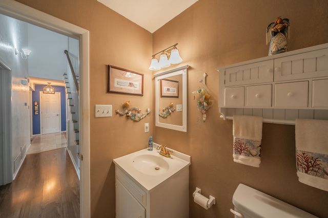 2003 Edgebrook Court, Arlington, TX 76015