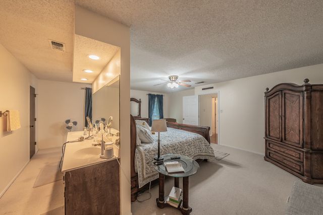 2003 Edgebrook Court, Arlington, TX 76015