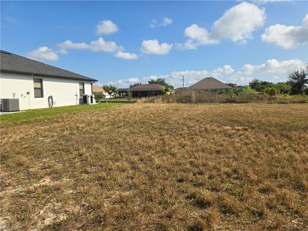 315 NE 17th PL, CAPE CORAL, FL 33909 — photo 3