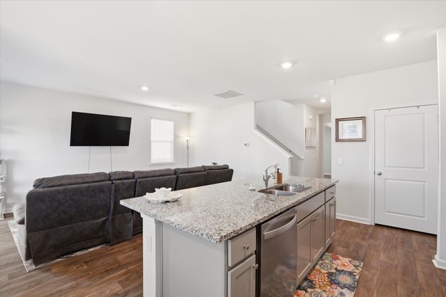 147 Morning View Way, Moncks Corner, SC 29461