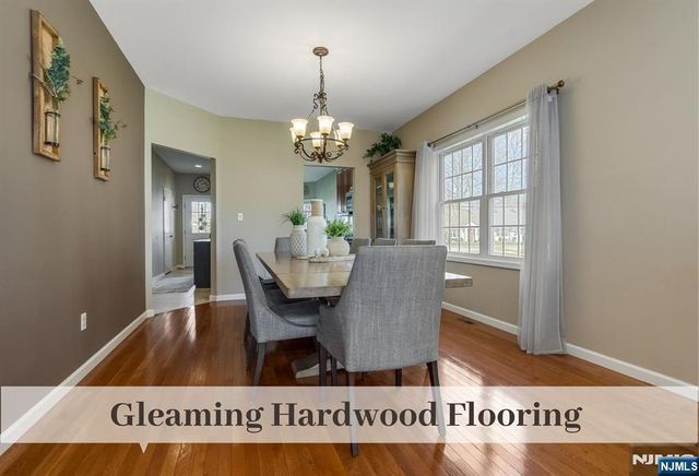 80 W Prospect Street, Waldwick, NJ 07463