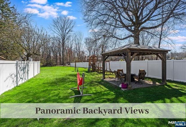 80 W Prospect Street, Waldwick, NJ 07463